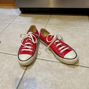 Red Converse - Mens 5/Ladies 7